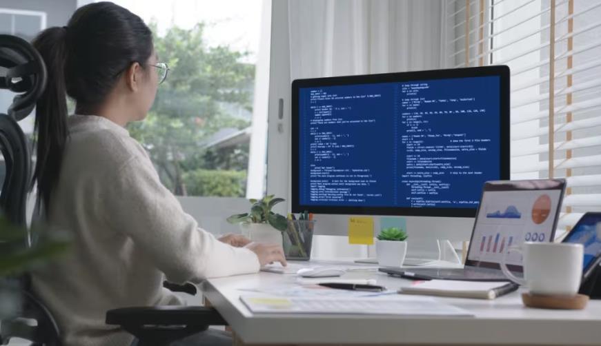 顺平县企业数字化解决方案:机器学习赋能商业模式升级的核心路径